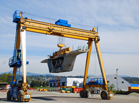 Straddle Carrier